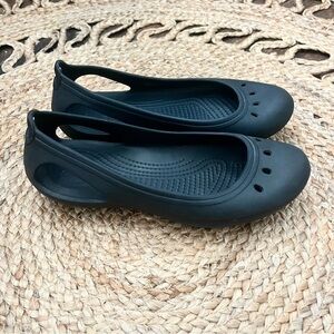 CROCS Kadee Flats Women shoe 9 Black Casual Comfort Work Non Slip Ballet Dots